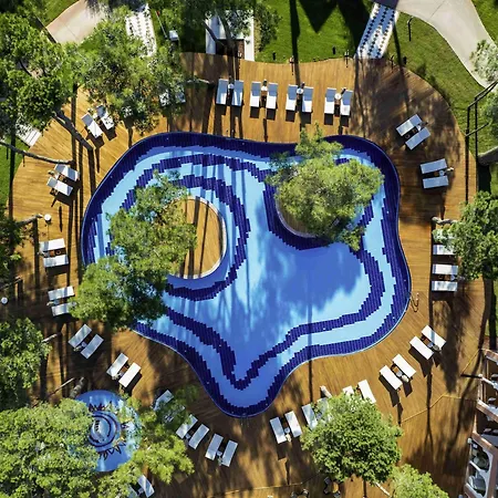 Rixos Park - The Land Of Legends Access מלון