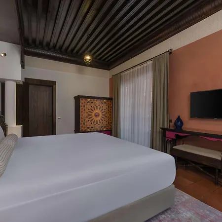 Rixos Park - The Land Of Legends Access بيليك